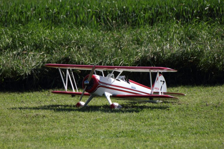 Avion RC